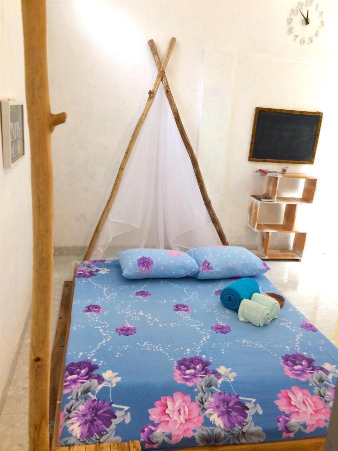 "Nomore" Gallery And Guesthouse Yogyakarta Kültér fotó